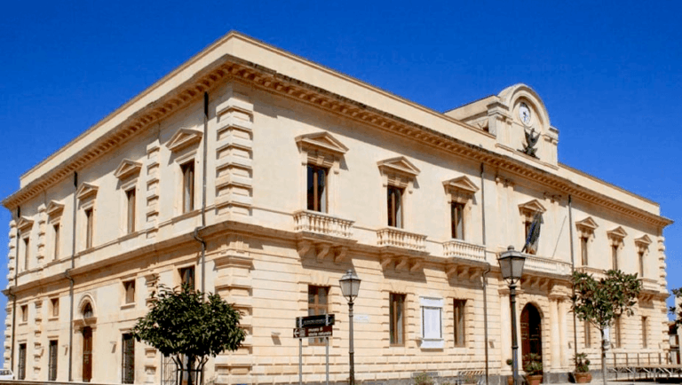 palazzo comunale Melilli bene interesse culturale